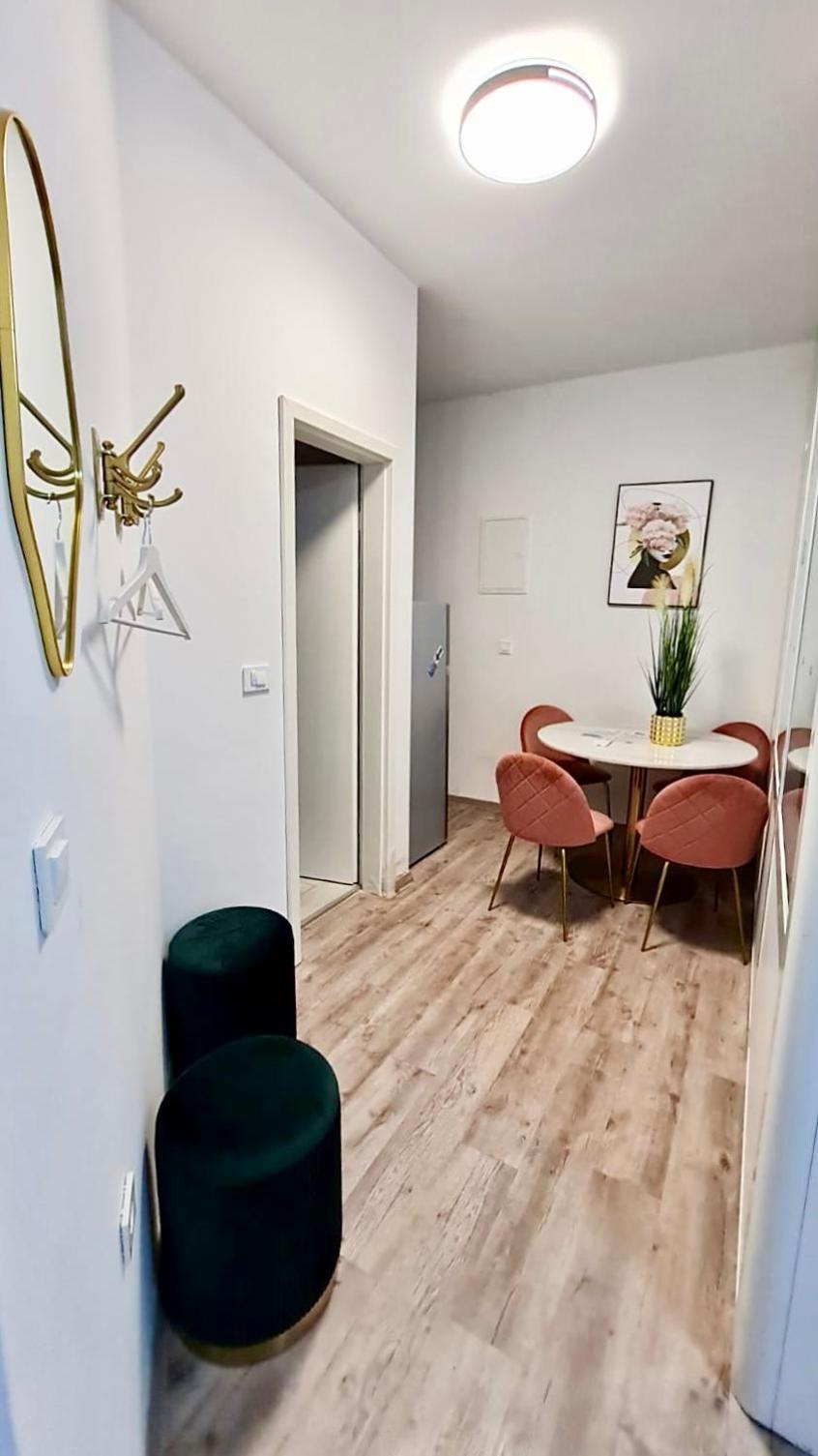 Ljubljana Central Lux Apartment With Free Parking Экстерьер фото